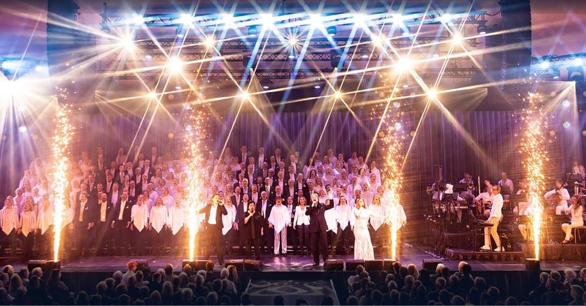 Stjärnjul – A Cascade of Christmas Magic and Show